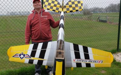 Jan Lammers met zijn 3D‑kist